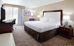 Crowne Plaza Pittsburgh West
